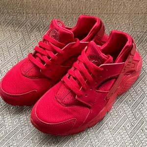 Nike Boy Kid Athletic Red Shoes Size 5Y